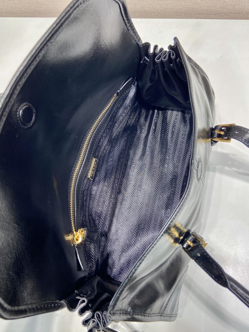 Pra*a satchel bags